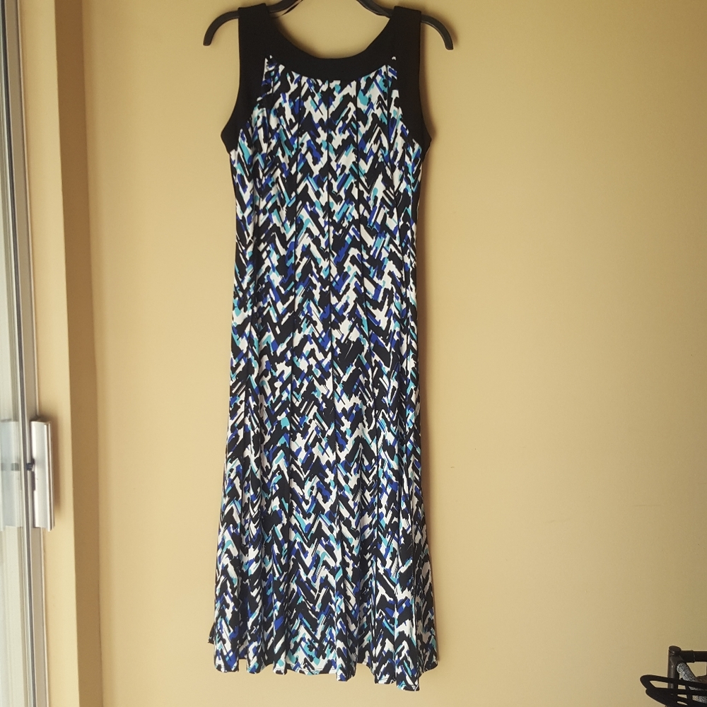 NWT Sleeveless Midi Dress - Perceptions - Size 12